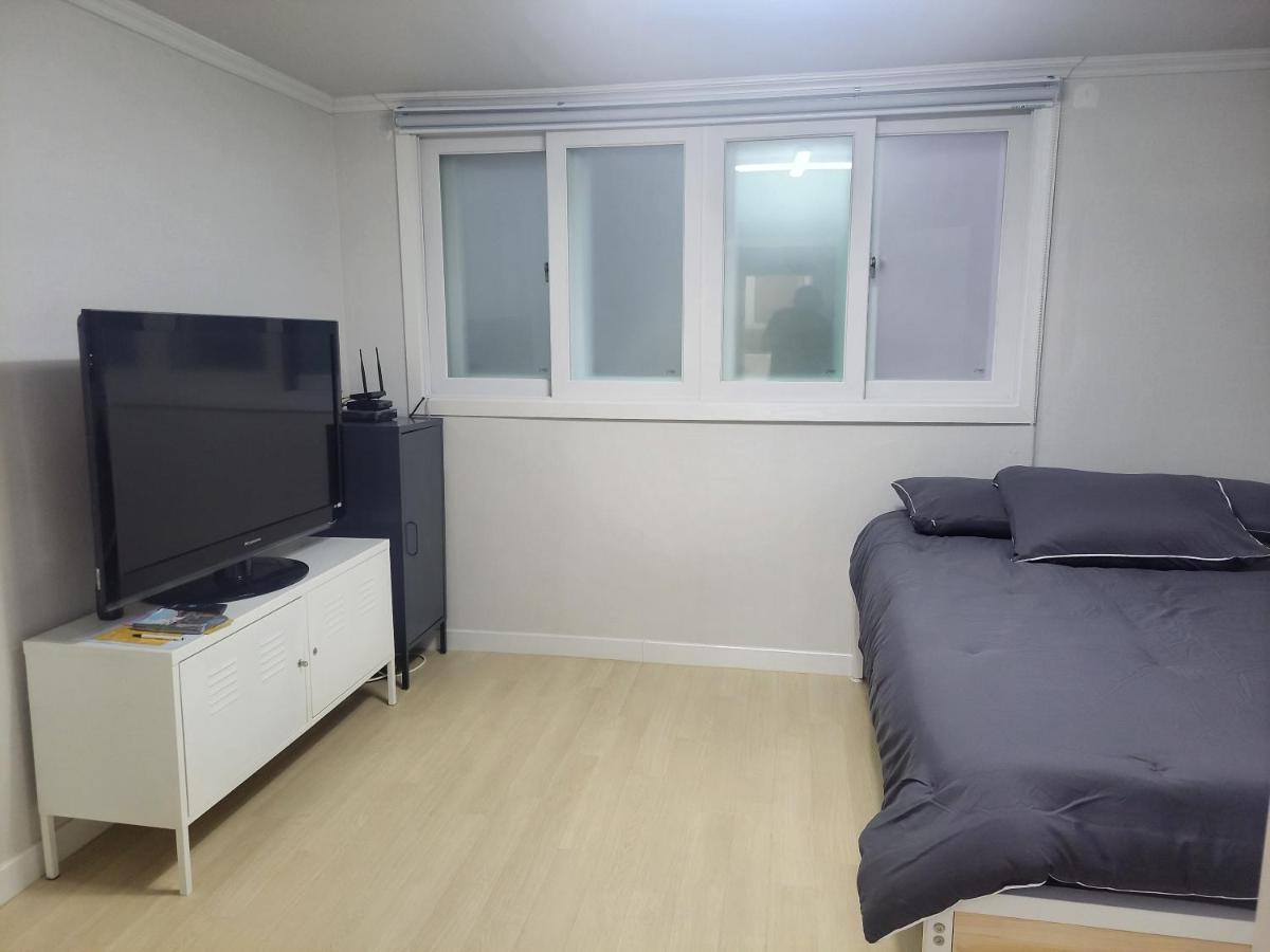 Brand New 2 Bedroom Apartment #6 โซล ภายนอก รูปภาพ